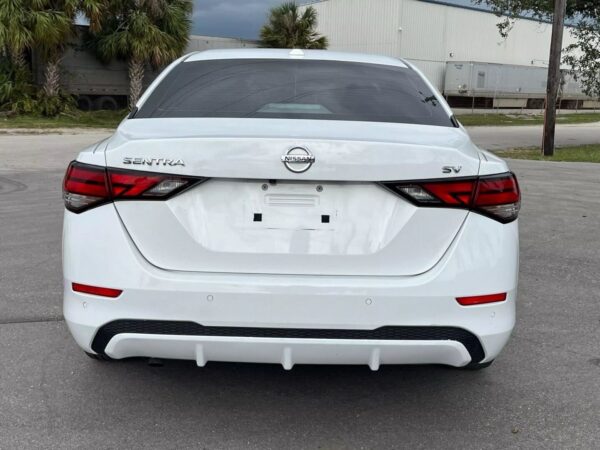 2021 Nissan Sentra SV - Image 11