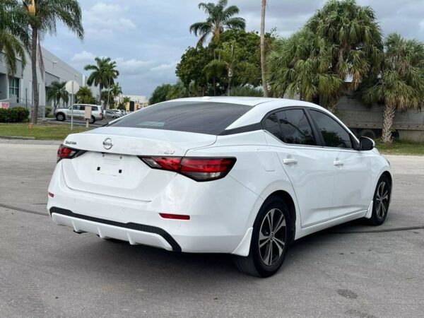 2021 Nissan Sentra SV - Image 10