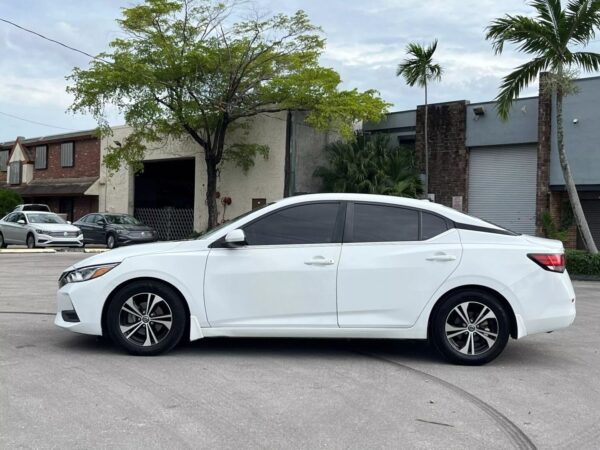 2021 Nissan Sentra SV - Image 8