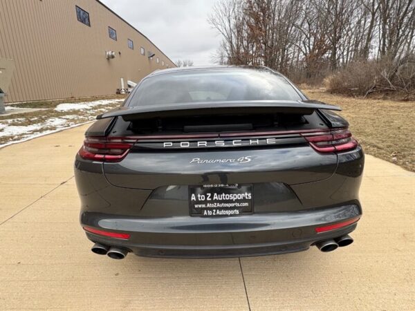 2018 Porsche Panamera 4S - Image 8
