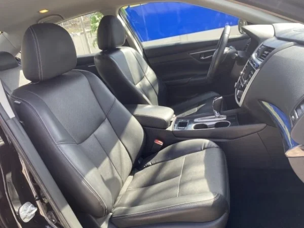 2018 Nissan Altima 2.5 S clean carfax - Image 12