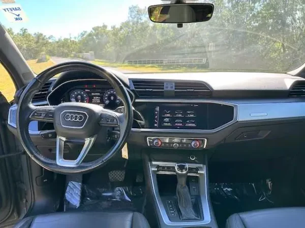 2020 Audi Q3 AWD Carfax - Image 4