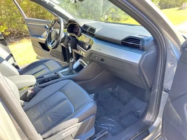 2020 Audi Q3 AWD Carfax - Image 2