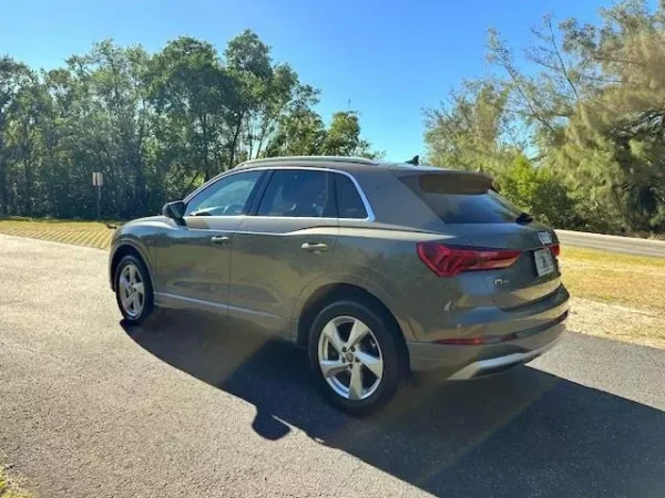 2020 Audi Q3 AWD Carfax - Image 11