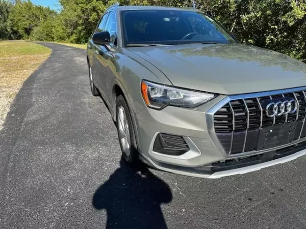 2020 Audi Q3 AWD Carfax - Image 10
