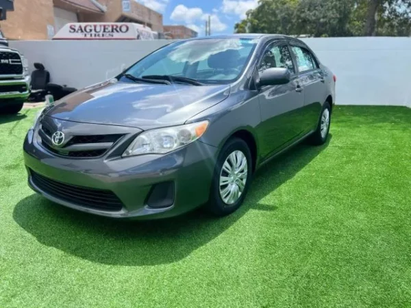 2011 Toyota Corolla LE Sedan 4D - Image 9