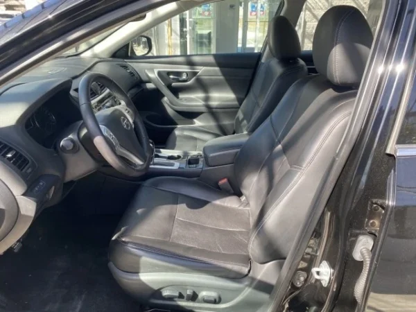 2018 Nissan Altima 2.5 S clean carfax - Image 8