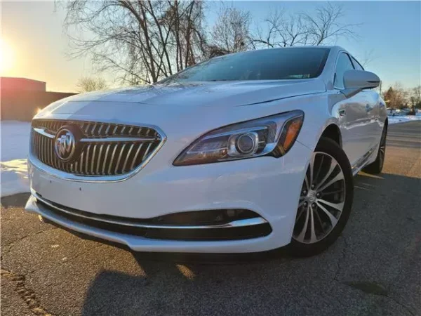 2017 Buick LaCrosse, Summit White - Image 3