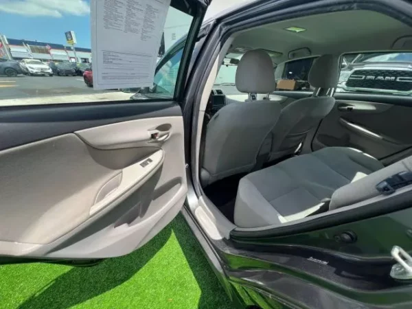 2011 Toyota Corolla LE Sedan 4D - Image 3