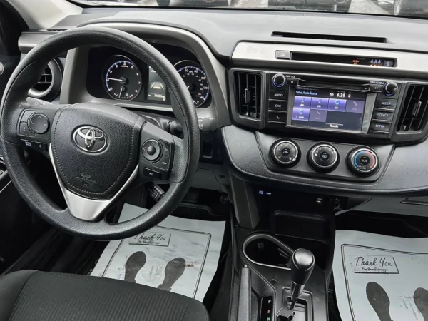 2017 Toyota RAV4 LE AWD 4dr SUV - Image 4