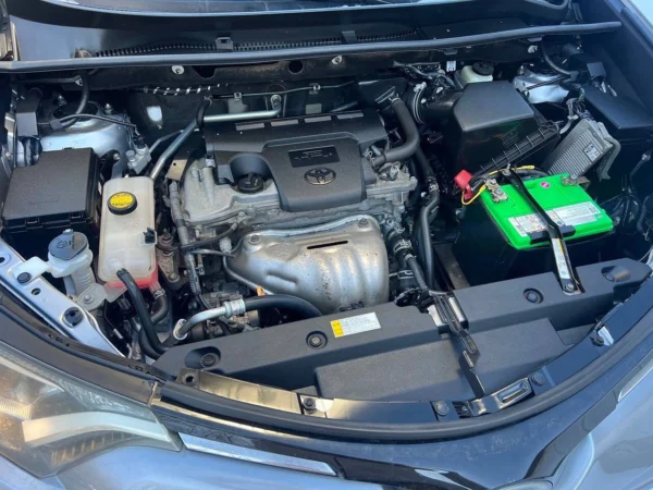 2017 Toyota RAV4 LE AWD 4dr SUV - Image 3