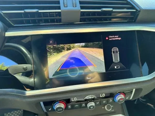 2020 Audi Q3 AWD Carfax - Image 6