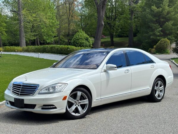 2011 Mercedes-Benz S550 4Matic - Image 6