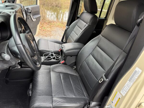 2011 Jeep Wrangler Unlimited Rubicon 4x4 - Image 16