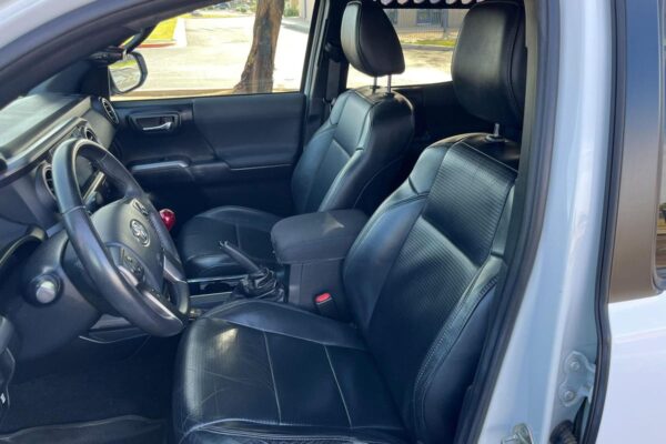 2019 Toyota Tacoma TRD Off-Road Double Cab 4x4 - Image 10
