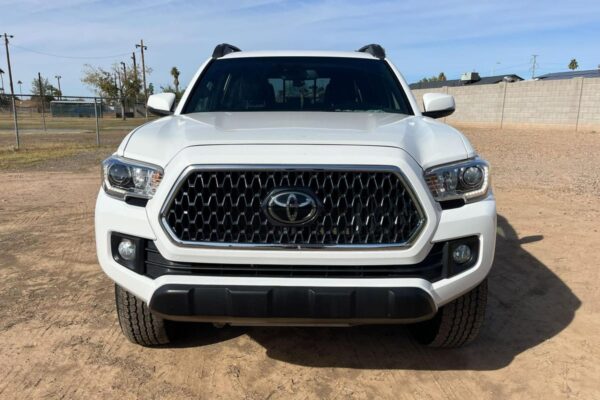 2019 Toyota Tacoma TRD Off-Road Double Cab 4x4 - Image 2